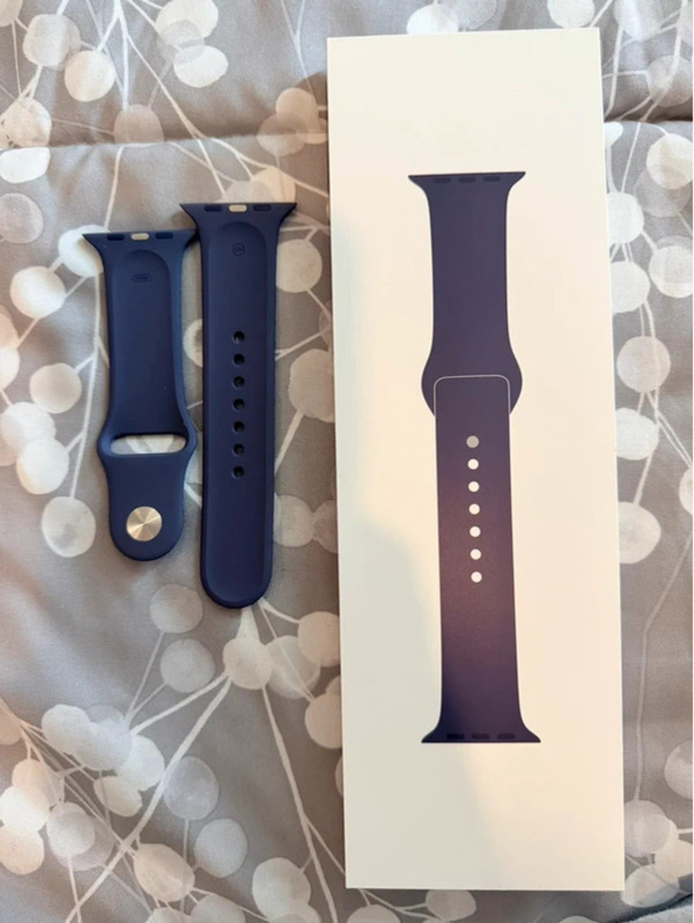 Apple Watch Purple Sport Band size S/M for 46mm face